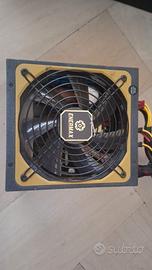 Alimentatore PC Modulare Enermax MODU87+ 700W