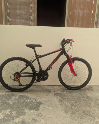 Bici mountain bike  MTB  btwin rockrider 500