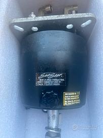 Timoneria idraulica Seastar pompa e pistone PRO