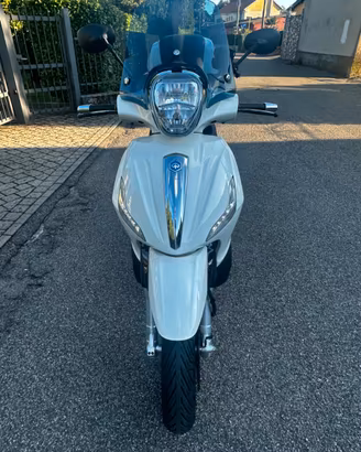 Piaggio Beverly 350