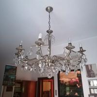 Lampadario a gocce di cristallo