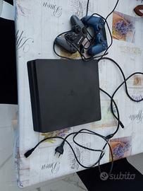 PS 4  come nuova.