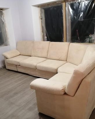 Divano letto angolare scamosciato color panna