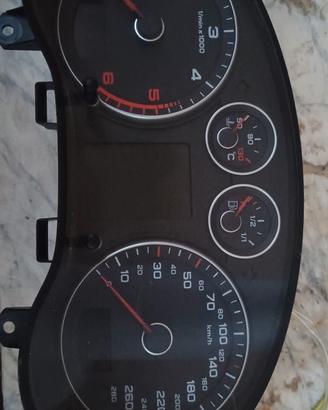 quadro audi A3 scritte bianche 