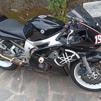 Yamaha YZF R6 - 2001