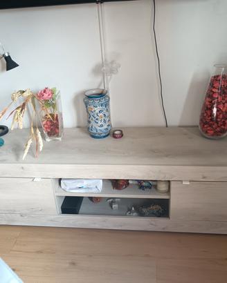 mobile e mensile salotto 