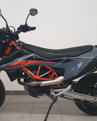 Ktm 690 Supermoto motard