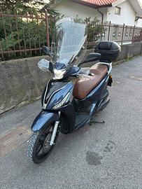 Kymco People s 150i