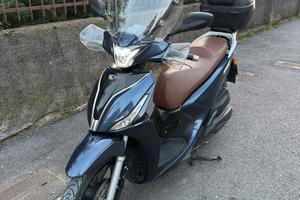 Kymco People s 150i