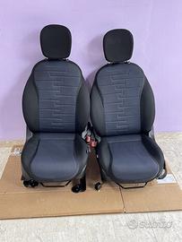 Tappezzeria sedili interni lancia ypsilon