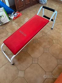 Panca e bilanciere con accessori