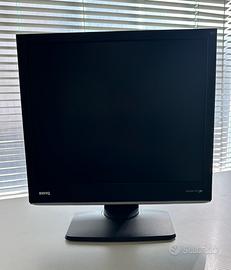Monitor LCD BENQ E700