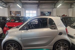 EQ BRABUS Style 60kw full pelle navi telecamera