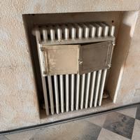 Radiatore Ghisa d’Epoca con scalda vivande