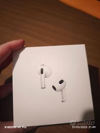 Airpods di terza generazione 