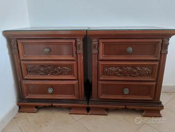 coppia comodini legno massello