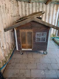 Cuccia per cani su ruote