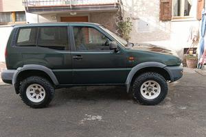 Nissan terrano 2.7