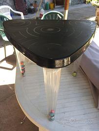 tavolino triangolare ikea