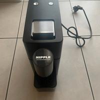 Macchina espresso con montalatte