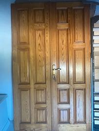 Portoncino in Legno Massiccio