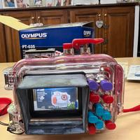 Olympus 770sw +custodia sub PT035