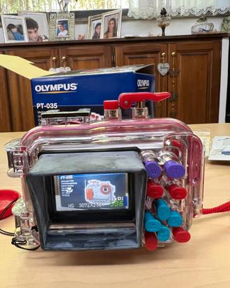 Olympus 770sw +custodia sub PT035