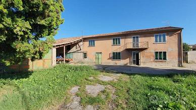 Casa indipendente di 325 m² con 5 locali a Arcole