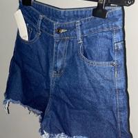 Pantaloncino di jeans