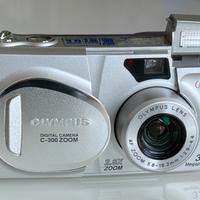 Olympus Camedia C-300 Zoom