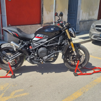 Benelli 752s 2023