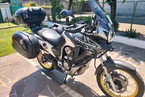 Honda Transalp 700
