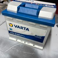 Batteria auto varta