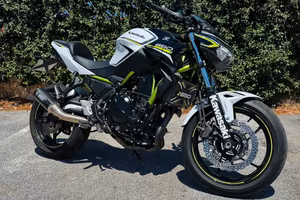 Kawasaki Z650 ABS Candy Lime Green
