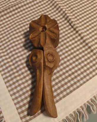 Schiaccia noci vintage legno