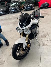 Street triple 675