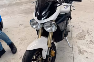 Street triple 675