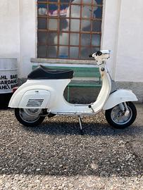 Piaggio Vespa 50 special conservata