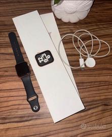 Apple Watch SE 40 mm
