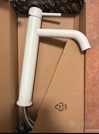 Miscelatore alto lavabo jacuzzi