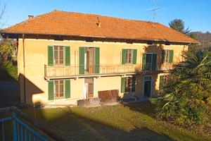 Casa tipo " cascina lombarda'