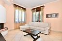 villa-di-168-m²-con-4-locali-e-box-auto-a-rescaldi