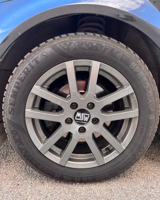 Set 4 cerchi in lega OZ + gomme invernali