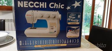 Macchina da cucire necchi chic 215