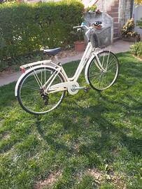  city bike  sport con cestino  