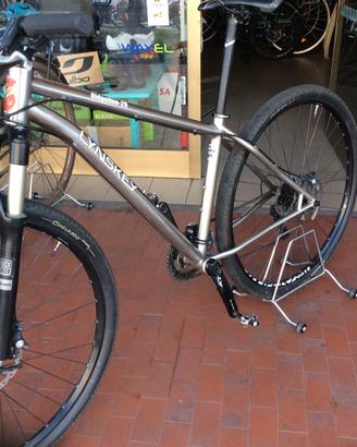 Mtb TITANIO LYNSKEY TG M