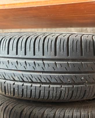 Gomme estive con cerchi