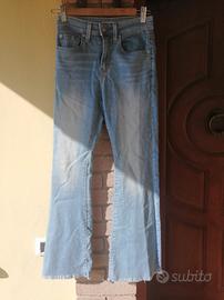 jeans Levi s svasati 