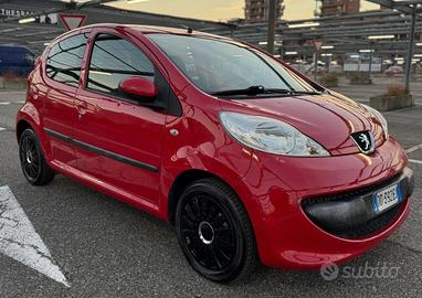 Peugeot 107 1.0 68CV 5p. Sweet Years