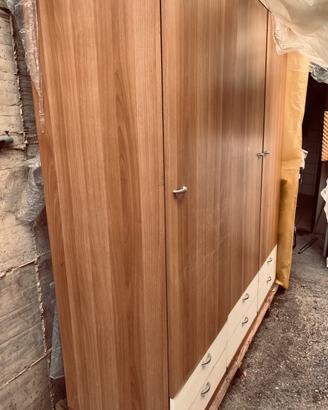Armadietti in legno
